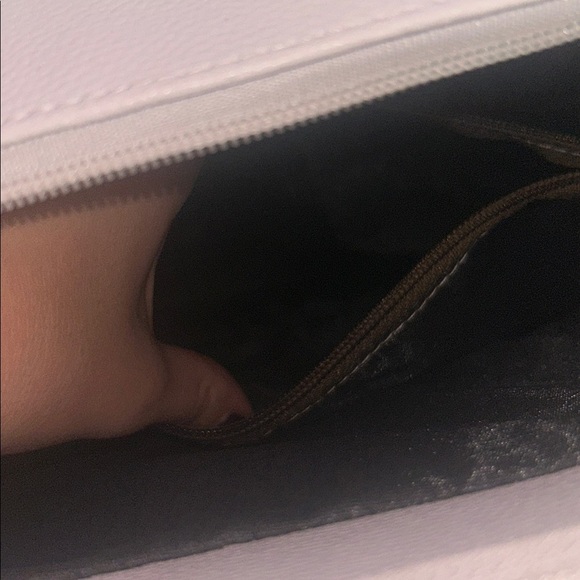 Guess Vintage Elegant White large Handbag / Tote Book Bag purse Faux Leather - Picture 11 of 14